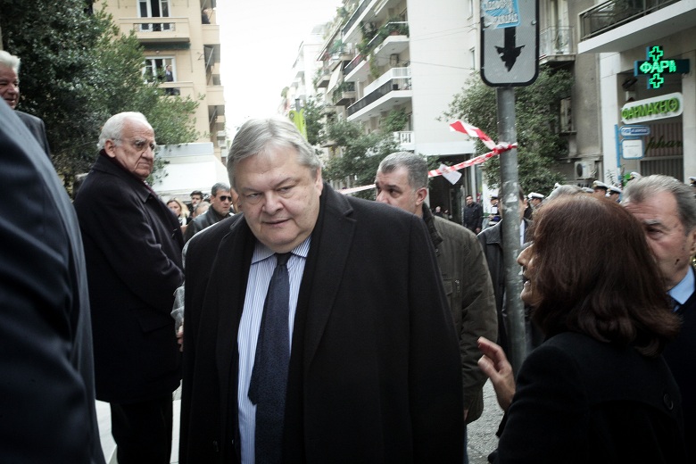 Βενιζέλος: Η σκευωρία Νοvartis να διερευνηθεί με γνώμονα τη διασφάλιση της εθνικής ενότητας