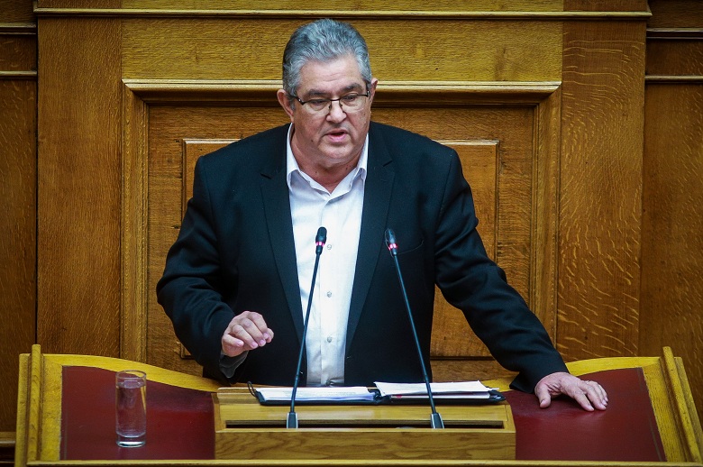 «Ο Τσίπρας ζητά ψήφο εμπιστοσύνης για να ολοκληρώσει τη βρώμικη δουλειά που έχει αναλάβει»