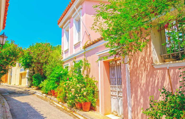 Αναφιώτικα, μια γραφική λιλιπούτεια συνοικία της Αθήνας