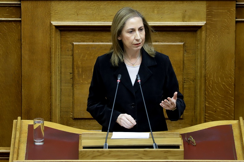Ξενογιαννακοπούλου: Ισχυρό μήνυμα της Βουλής για τη Δημοκρατία