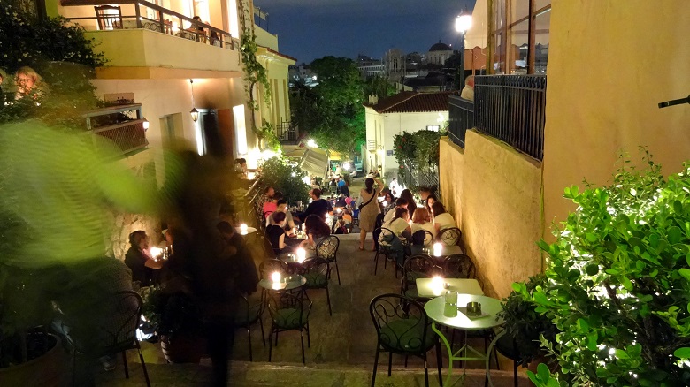 Οι 111 εκατομμύρια νύχτες του 2018 στην… Ελλάδα