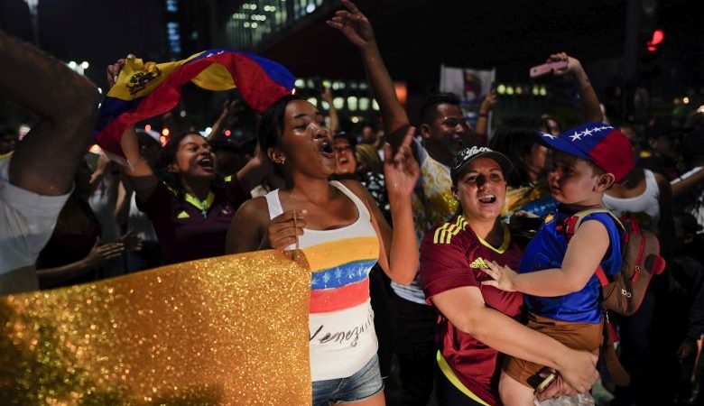 Πολιτικό χάος στη Βενεζουέλα με 26 νεκρούς – Ποιοι στηρίζουν Μαδούρο