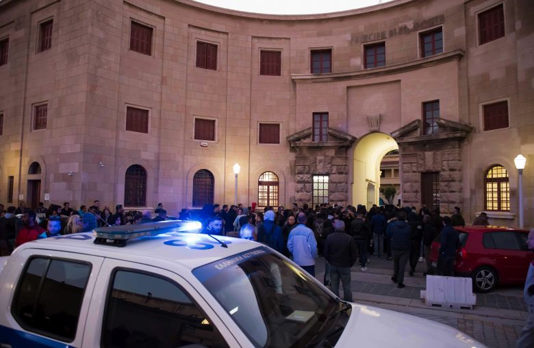 Χωρίς τέλος ο αποκαλύψεις για το βιασμό της 19χρονης στη Ρόδο