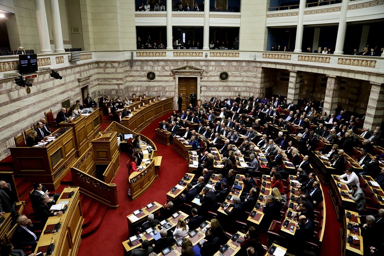 Η ονομαστική ψηφοφορία για την αναθεώρηση του Συντάγματος