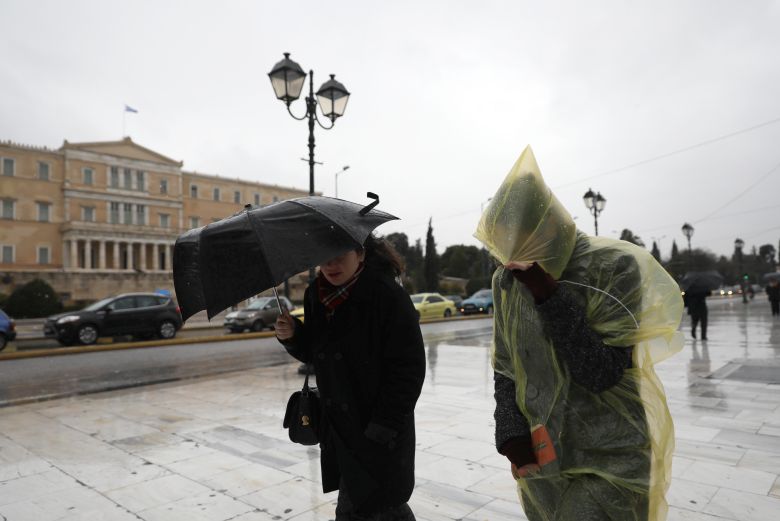 Νεφώσεις και τοπικές βροχές από την Τρίτη μέχρι και το Σάββατο