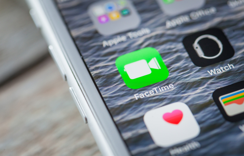 Πώς θα βγάλετε τους «κοριούς» από το FaceTime στα iPhone