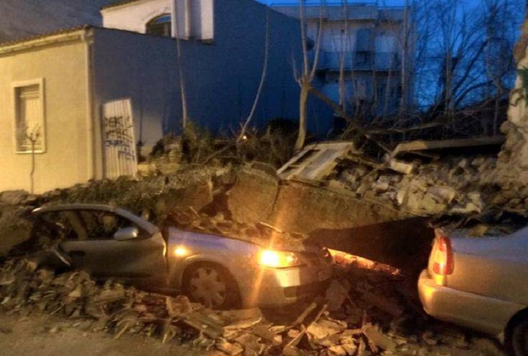 Κατέρρευσε εγκαταλελειμμένο σπίτι στο Γκάζι, ευτυχώς χωρίς θύματα