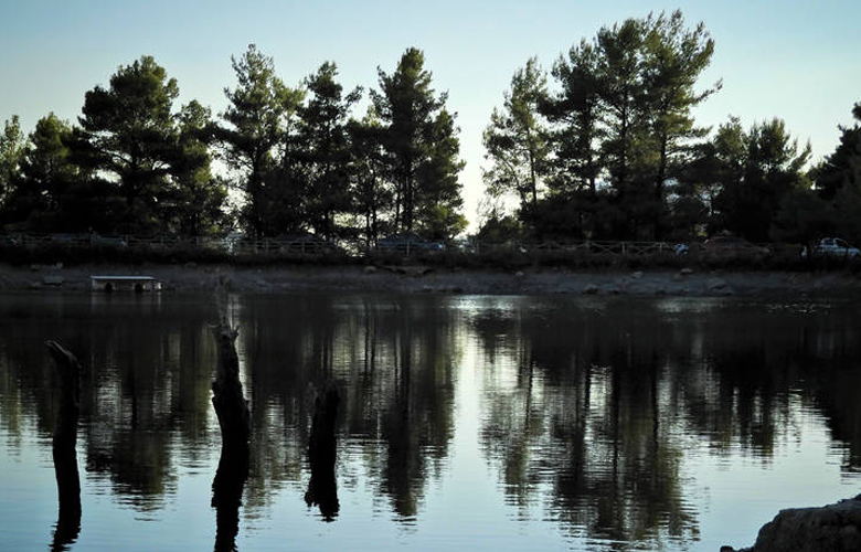 Βόλτα στη λίμνη Μπελέτσι, στην Ιπποκράτειο Πολιτεία