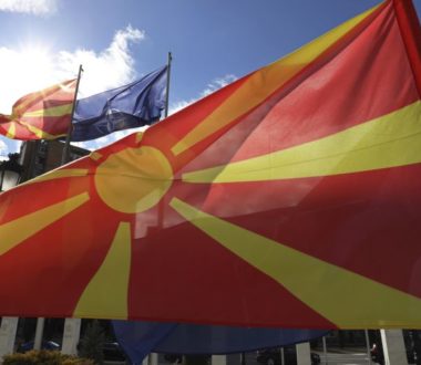 Το γερμανικό ΥΠΕΞ τονίζει ότι η Βόρεια Μακεδονία δεσμεύεται από την Συμφωνία των Πρεσπών