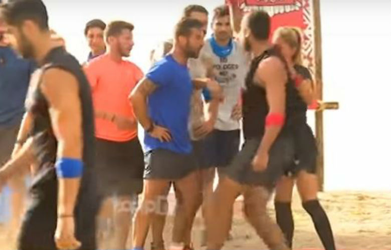Προκαλεί ο Χικμέτ – Οι ντροπιαστικές κινήσεις που έκαναν τον Ατζούν να του κάνει παρατήρηση