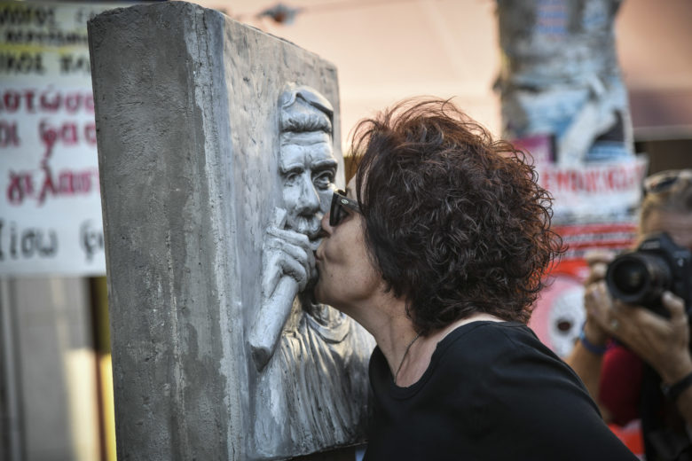 Μάγδα Φύσσα: Να μην ξαναδεί ο δολοφόνος του Παύλου το φως του ήλιου