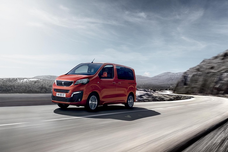 Νέο Peugeot Traveller Lux