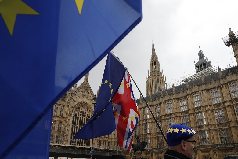 Για Brexit χωρίς συμφωνία ετοιμάζεται το Λονδίνο