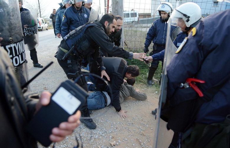 «Οι μετανάστες στον σταθμό Λαρίσης είναι παραπληροφορημένοι»