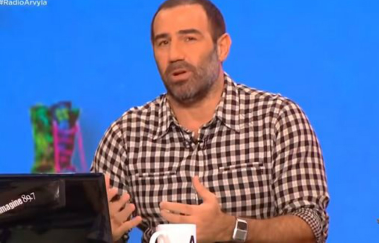 Το απολαυστικό σκετς των Ράδιο Αρβύλα για τον Πέτρο Γαϊτάνο