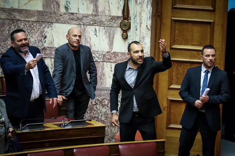 Πρόκληση της Χρυσής Αυγής: «Το Δίστομο δεν επλήγη μόνο από Γερμανούς»