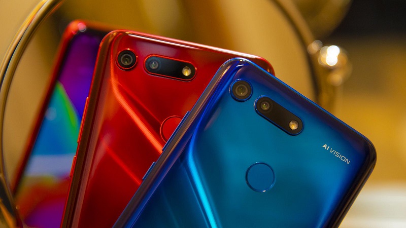 Τη νέα της σειρά smartphones ρίχνει στην αγορά η Honor