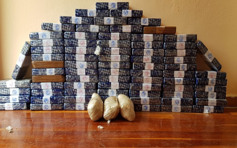 Στα χέρια της ΕΛ.ΑΣ. τρία κυκλώματα εμπορίας ηρωίνης και κοκαΐνης