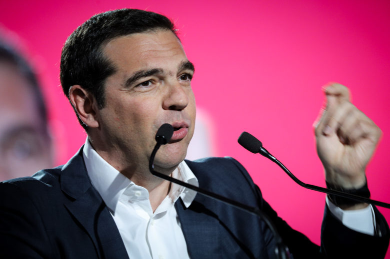 «Κάθε άνθρωπος δικαιούται όλες τις ελευθερίες χωρίς διάκριση φυλής, χρώματος ή φύλου»