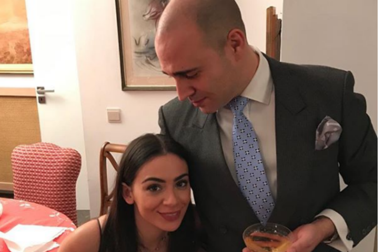 Ο Κωνσταντίνος Μπογδάνος στη Νάξο με την αγαπημένη του λίγο πριν τον γάμο