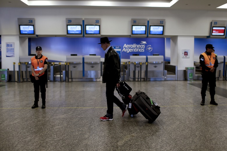 Παραλύει η Αργεντινή από τις απεργίες- Ακυρώνονται οι πτήσεις