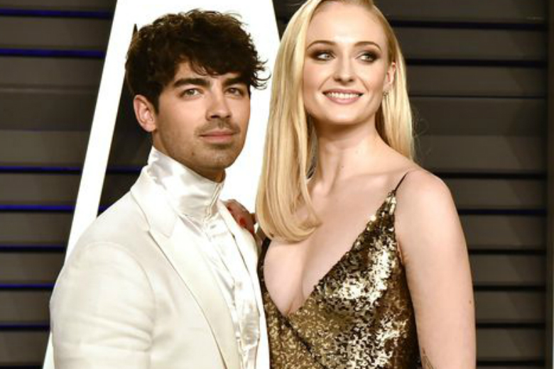 H Sophie Turner του Game of Thrones παντρεύτηκε κρυφά