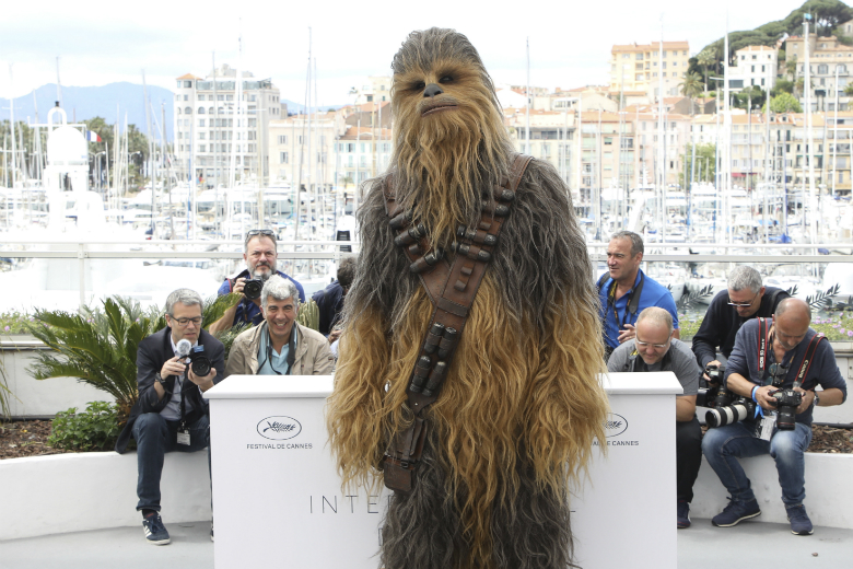 Πέθανε ο θρυλικός Τσουμπάκα του Star Wars