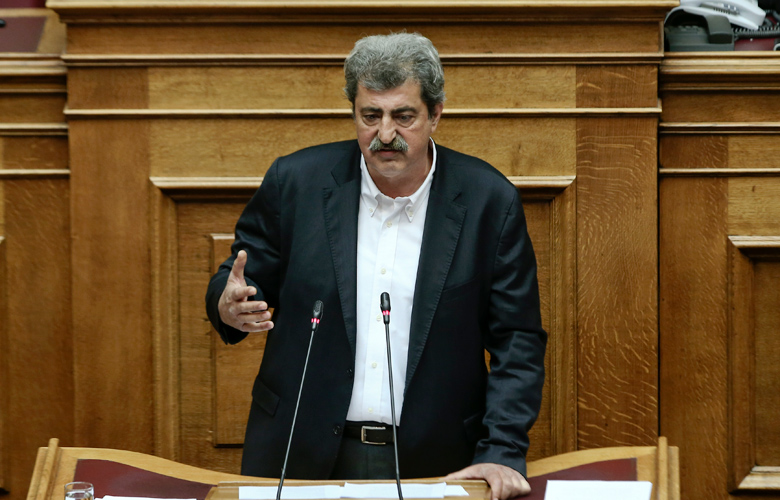 Πολάκης εναντίον ΚΚΕ για το «παρών» του κόμματος στις 120 δόσεις: Ξαναδιαβάστε Βλαδίμηρο