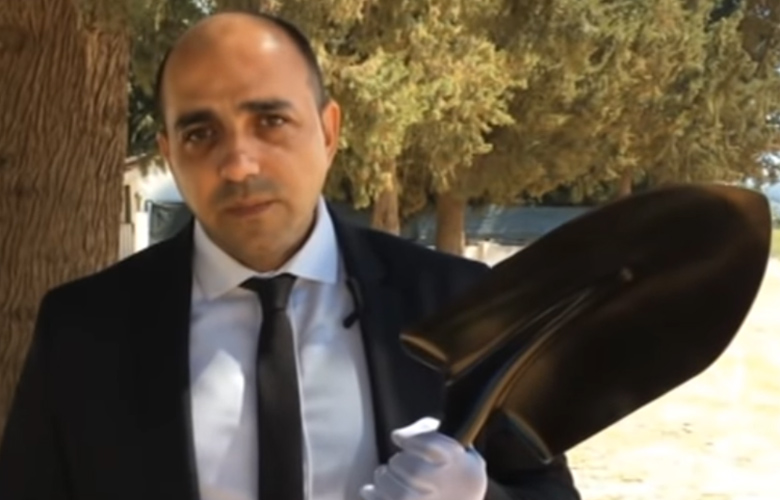 Ο υποψήφιος με το… φτυάρι δηλώνει: Εγώ αυτή την Ευρώπη θα τη θάψω!