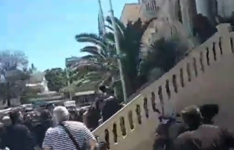 Όρμηξαν να λιντσάρουν τον δράστη του φόνου του 43χρονου στα Χανιά