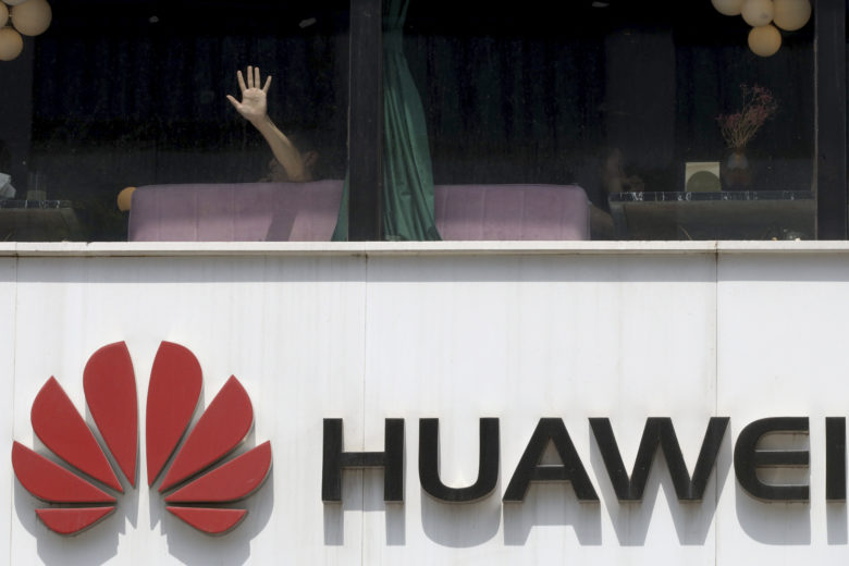 Η απάντηση της Huawei στο μπλόκο της Google