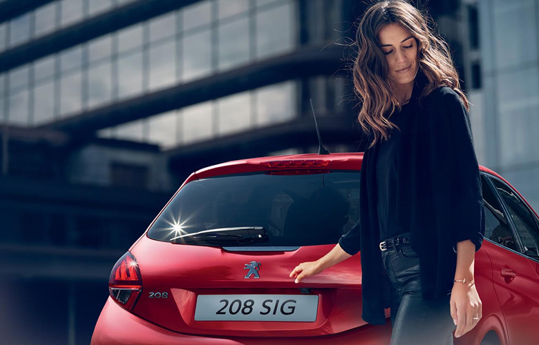 Peugeot 208 και 2008 Signature
