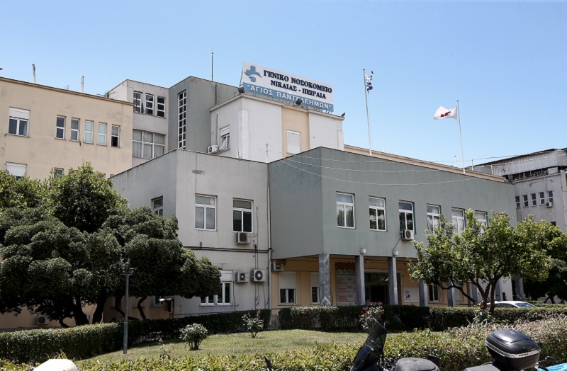 Συναγερμός στη Νίκαια: Έξι αλλοδαποί με ψώρα μεταφέρονται στο Γενικό Νοσοκομείο