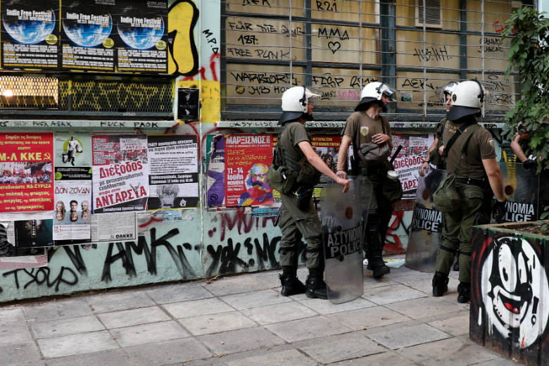 Ποιοι ανέλαβαν την ευθύνη για την κλοπή της κάλπης στα Εξάρχεια