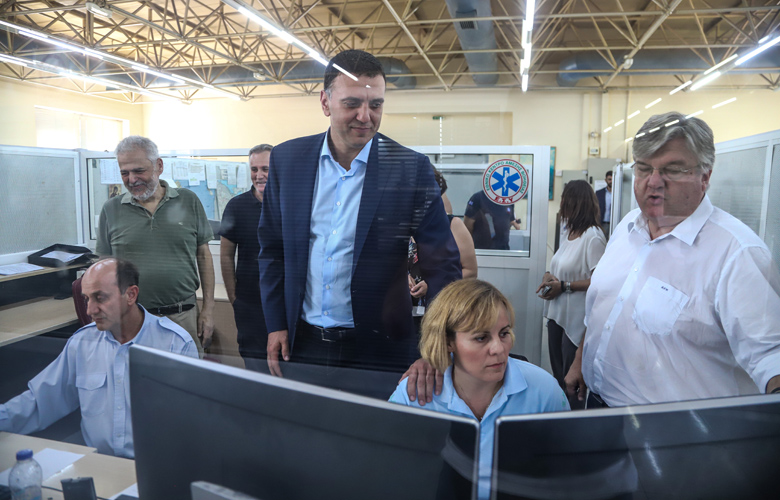 Το δημόσιο ευχαριστώ του Βασίλη Κικίλια στο πλήρωμα του ΕΚΑΒ