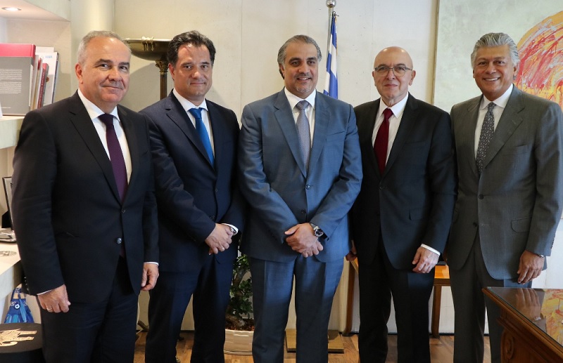 Επαφές Γεωργιάδη για επενδύσεις με ξένους αξιωματούχους