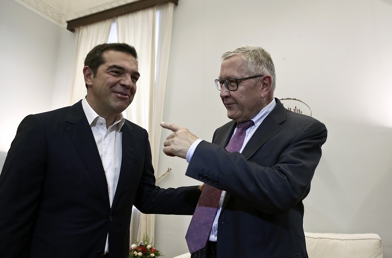Συγχαρητήρια Ρέγκλινγκ σε Τσίπρα για τα επιτεύγματα της ελληνικής οικονομίας