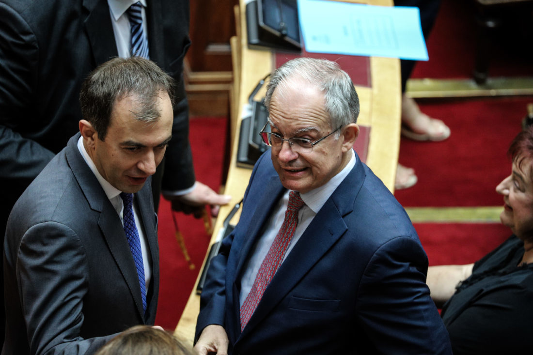 Νέος πρόεδρος της Βουλής ο Κώστας Τασούλας με ρεκόρ ψήφων