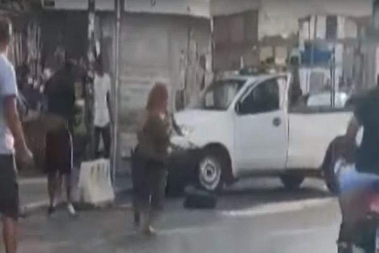Βγήκαν μαχαίρια στο Μοναστηράκι ανάμεσα σε Ρομά