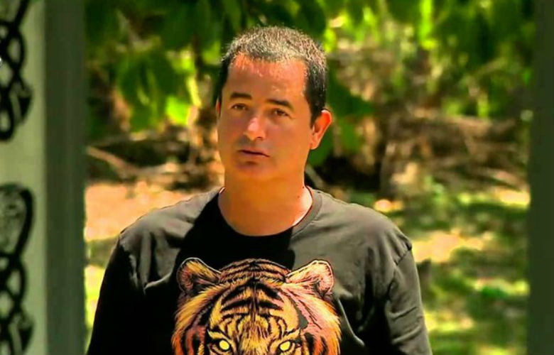 Ο «σουλτάνος» Ατζούν που έχασε το κόκκινο χαλί κάτω από τα πόδια του
