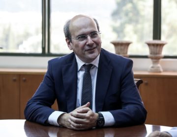 Χατζηδάκης: Ο διοικητικός ζουρλομανδίας της ΔΕΗ