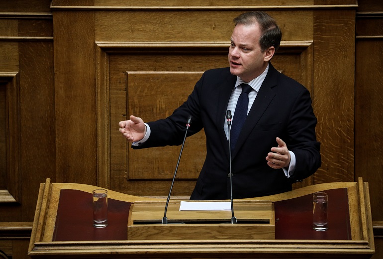 Καραμανλής: Επανεξέταση των διαγωνισμών που παρέλαβε η νέα κυβέρνηση