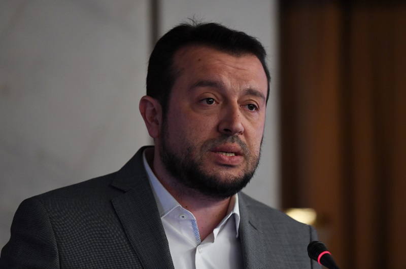Παππάς: Αυξήσεις σε ΔΕΗ και ασφαλιστικές εισφορές αντί ελαφρύνσεων για τη μεσαία τάξη