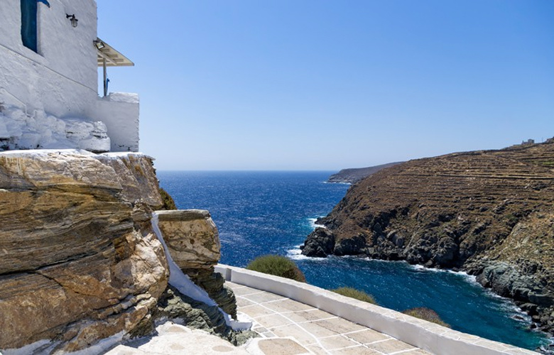 Σίφνος, στο νησί των χρωμάτων