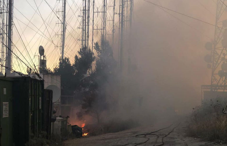 Κάηκαν οι εγκαταστάσεις του ραδιοφωνικού σταθμού Love 97,5 από την πυρκαγιά στον Υμηττό