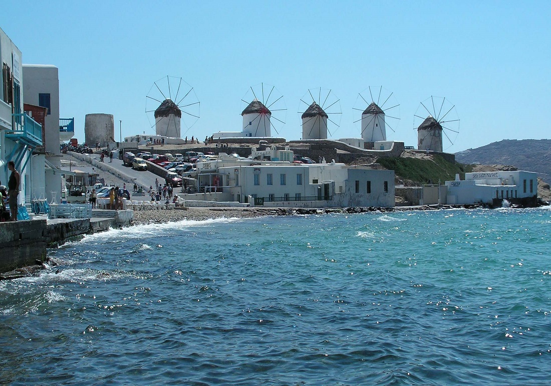 Νοίκιασαν βίλα στη Μύκονο αλλά εξαφανίστηκε ο «ιδιοκτήτης» με τα χρήματα
