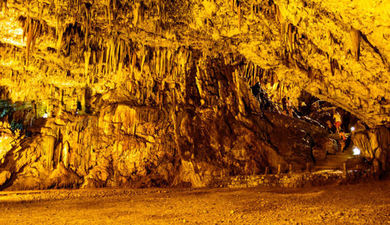 Σπήλαιο Δρογκαράτης, το μοναδικό σπήλαιο στην Ελλάδα όπου διοργανώνονται συναυλίες