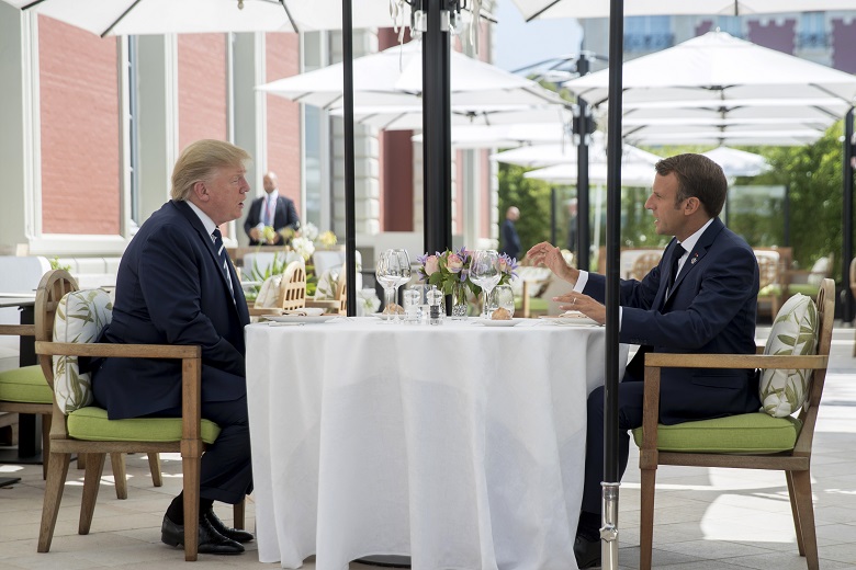 Τραμπ-Μακρόν στο G7: Οι κρίσεις απαιτούν στενή συνεργασία