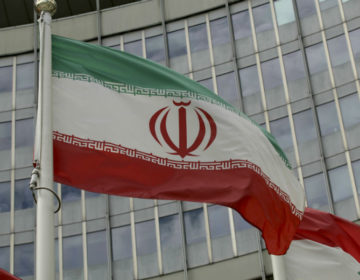 Με «γενικευμένο πόλεμο» απειλεί το Ιράν