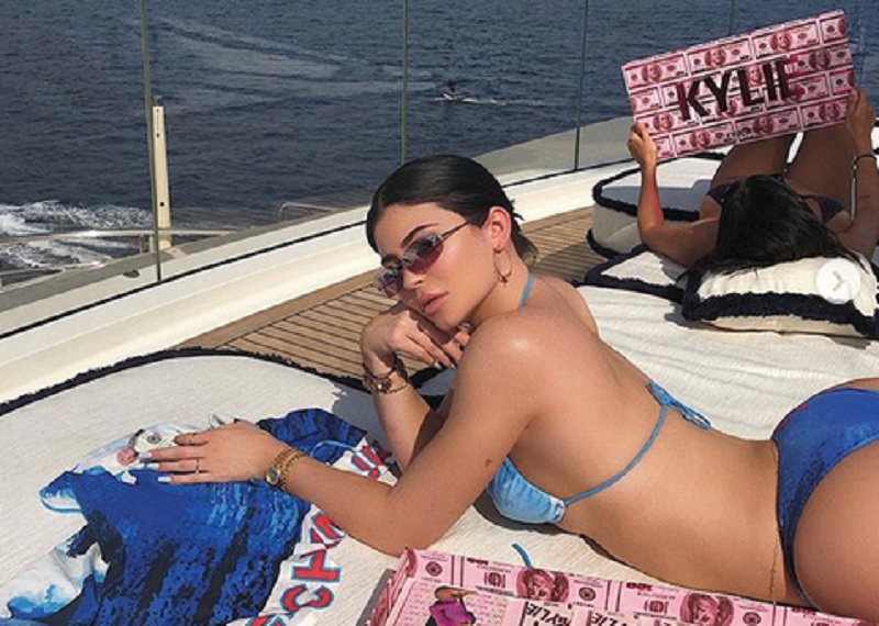 Η γυμνή φωτογραφία της που ανέβασε στο instagram η Κάιλι Τζένερ